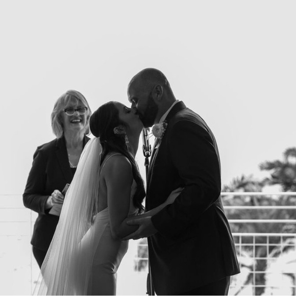 Grace loves lace clo crepe - Picture 4 of 4